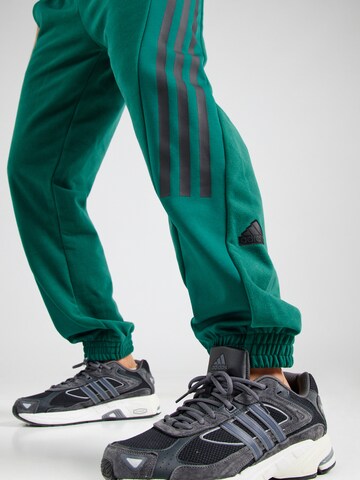 regular Pantaloni sportivi di ADIDAS SPORTSWEAR in verde