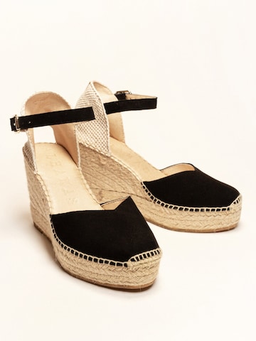 Alhamas Strap sandal 'Alpargata Cuña 10 cm' in Black