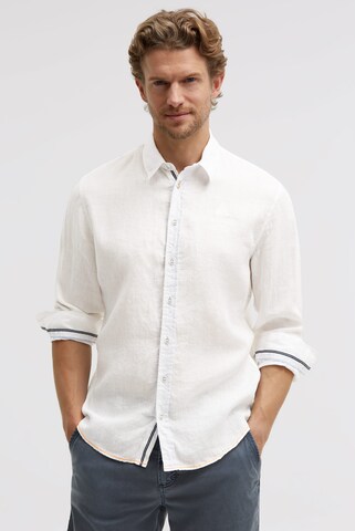 Gaastra Regular fit Button Up Shirt in White: front