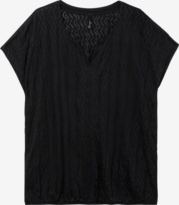 SHEEGO Blouse in Black: front