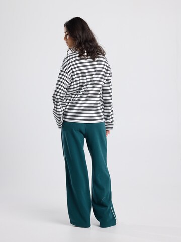 Loosefit Pantalon fonctionnel America Today en vert