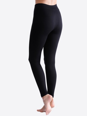 Skinny Leggings di Yenita in nero