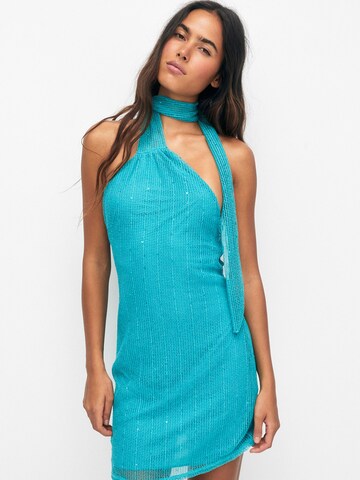 Pull&Bear Dress in Blue: front