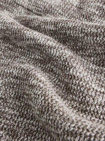 Next Strickjacke in Grau