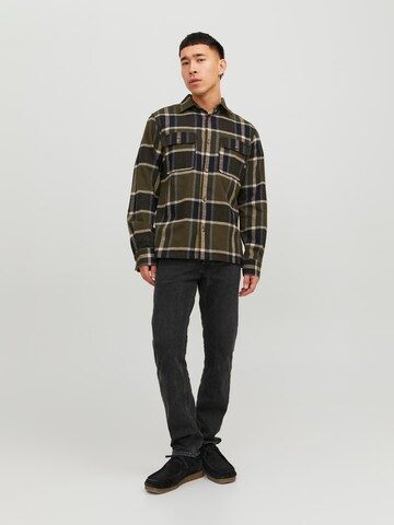 žalia JACK & JONES Priglundantis modelis Marškiniai 'Darren'