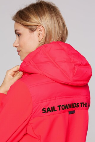 Soccx Lange Softshelljacke mit Stepp-Partien in Rot