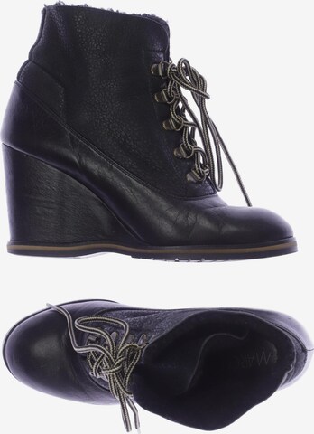 Marc Cain Dress Boots in 37 in Black: front