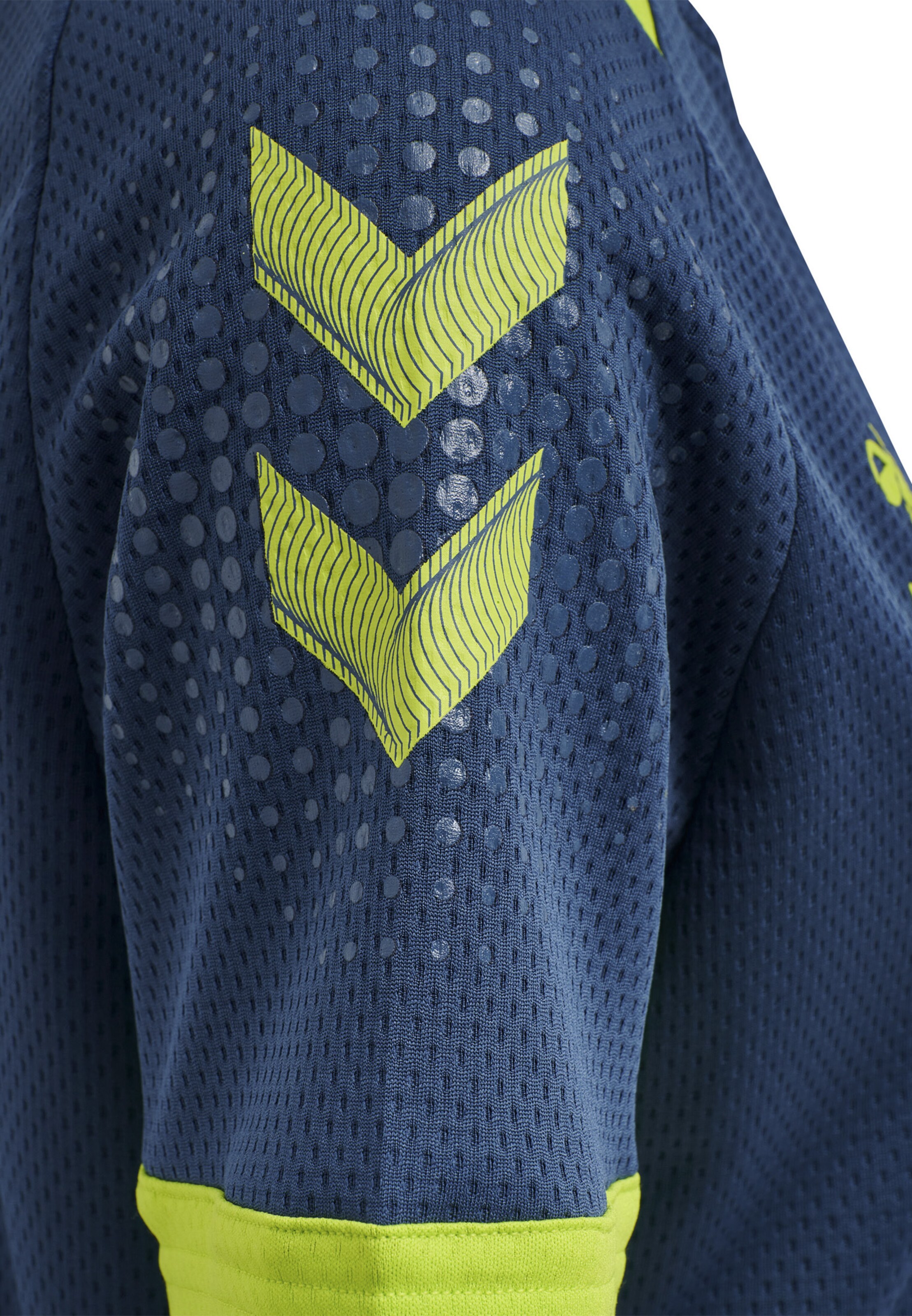 Hummel Performance Shirt 'Lead' in Blue