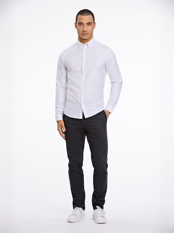 Slim fit Camicia di Lindbergh in bianco