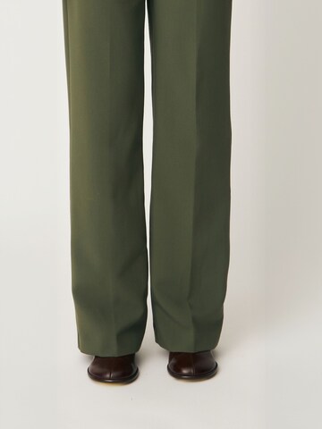 modström Regular Trouser ' Gale ' in Grün