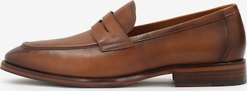 Chaussure basse Kazar en marron : devant