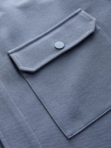 zils Next Starpsezonu jaka