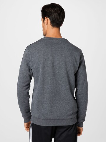 ADIDAS SPORTSWEAR Sportsweatshirt 'Essentials Fleece 3-Stripes' in Grijs