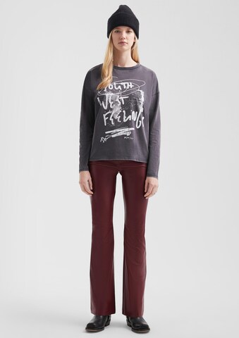 Regular Pantalon QS en rouge