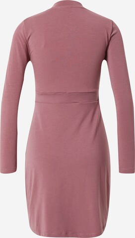 Robe 'Lisann' ABOUT YOU en rose