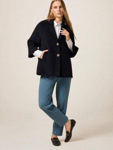 Cappotto invernale di oltre in blu