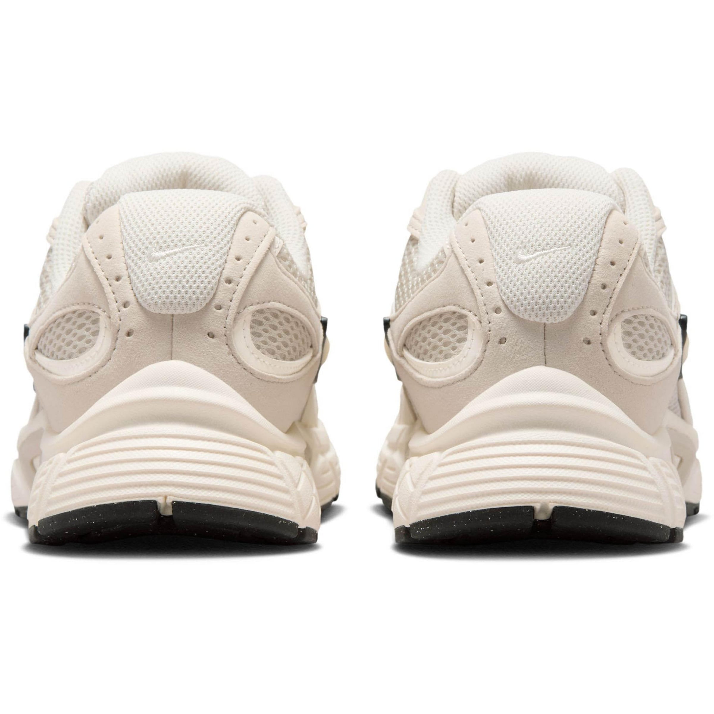 Nike Sportswear Низкие кроссовки 'V5 RNR' в Бежевый