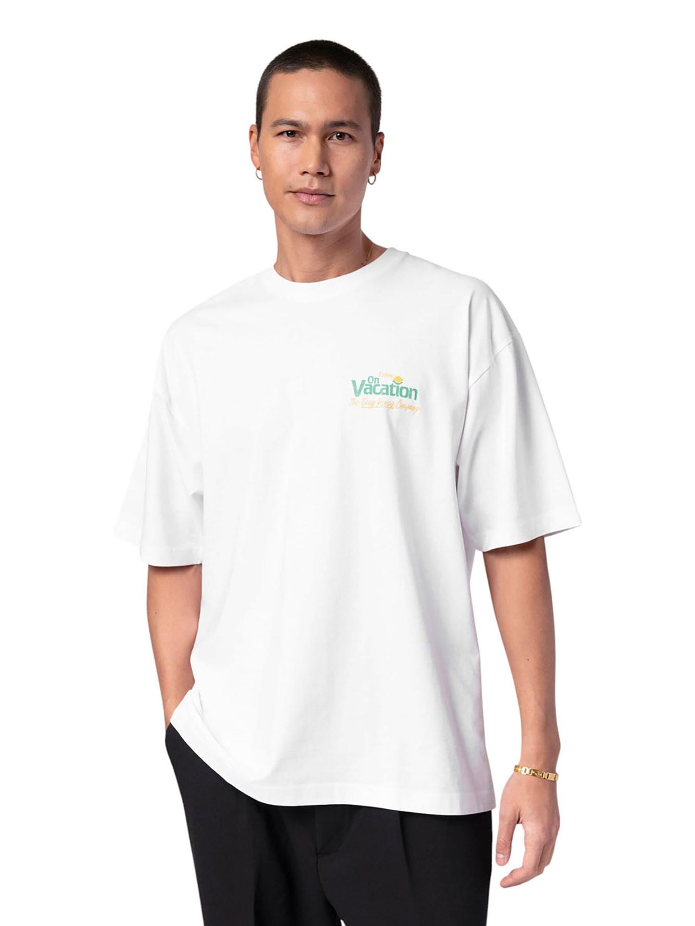 On Vacation Shirt 'Lemonade' in White: front