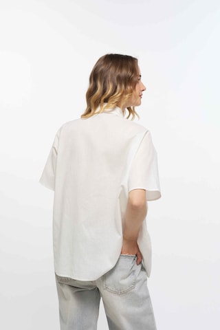 DreiMaster Vintage - Blusa en blanco