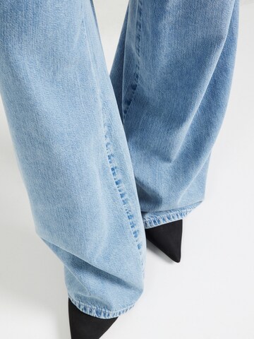 MYLAVIE by Sarah Harrison Regular Hose in Blau
