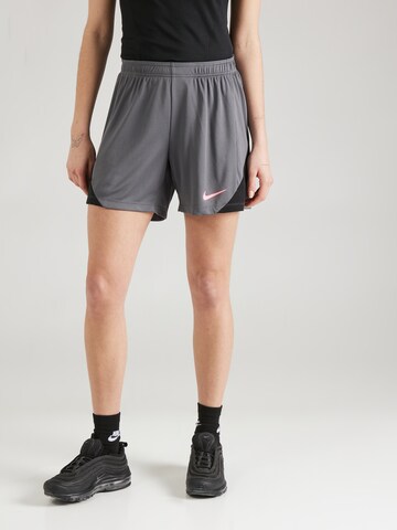 NIKE Regular Sportshorts 'STRIKE' in Grau: predná strana