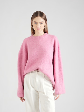 Gina Tricot Sweater in Pink: front