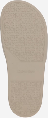 Calvin Klein Klapki w kolorze szary