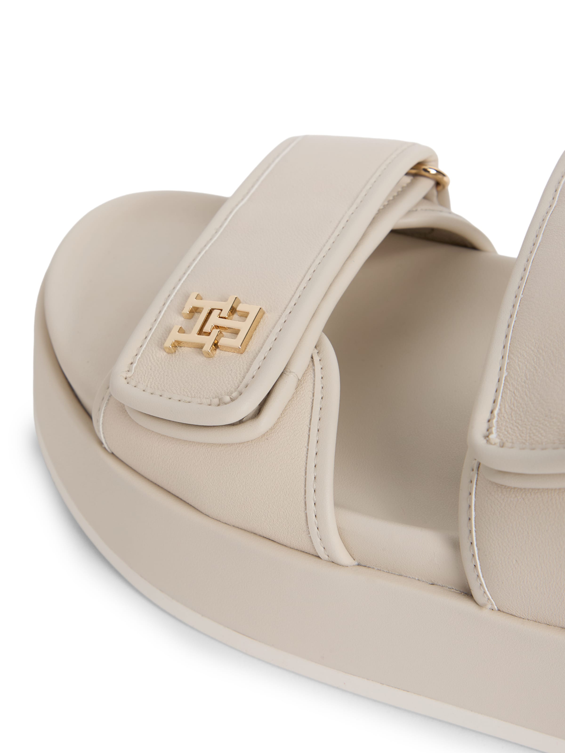 TOMMY HILFIGER Sandały w kolorze beżowy