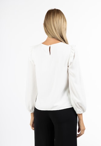 Camicia da donna di Usha in bianco