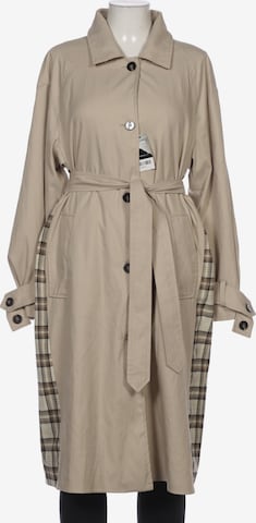 Bershka Jacket & Coat in L in Beige: front