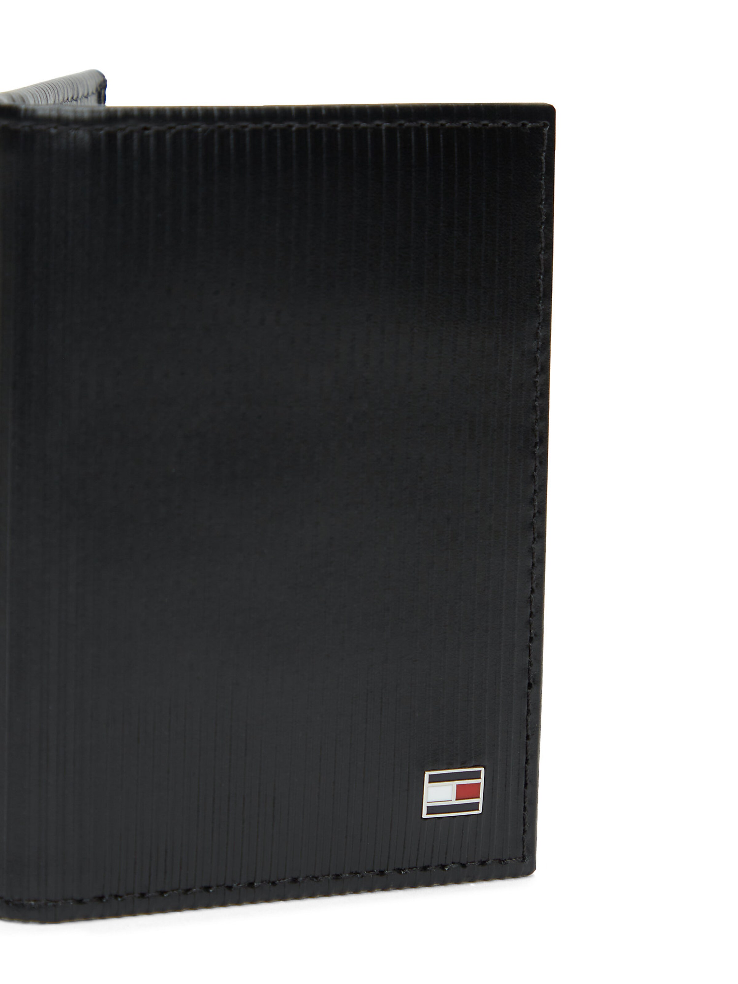 TOMMY HILFIGER Wallet in Black