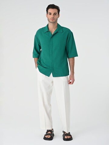 Antioch Comfort fit Button Up Shirt in Green