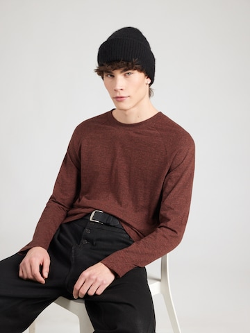 s.Oliver Bluser & t-shirts i brun: forside