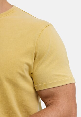 T-Shirt ' INHerbst ' INDICODE JEANS en jaune