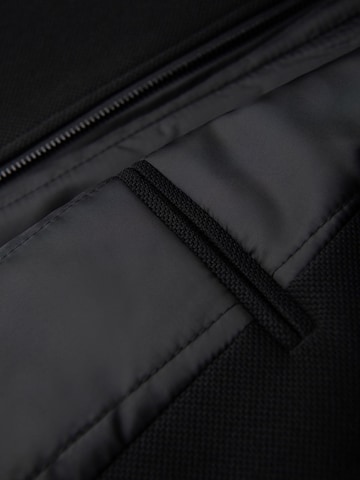 Ombre Mantel in Schwarz