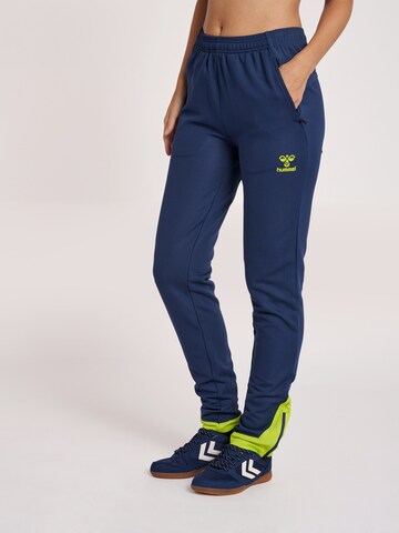 Hummel Slimfit Sportbroek 'Poly' in Blauw: voorkant