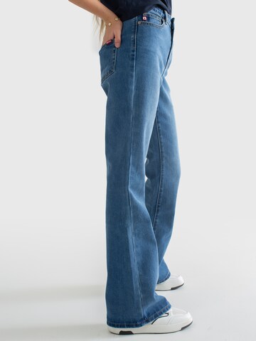 Flared Jeans ' CLARU ' di BIG STAR in blu