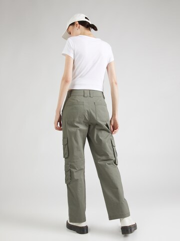 Abercrombie & Fitch Loose fit Cargo Pants 'CLASSIC' in Green