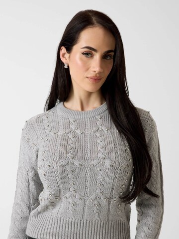 GUESS Pullover in Grau