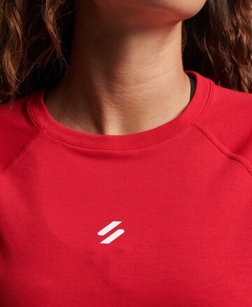 T-shirt fonctionnel 'Run' Superdry en rouge