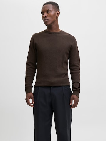 JACK & JONES Свитер 'JJEGlobe' в Коричневый: спереди