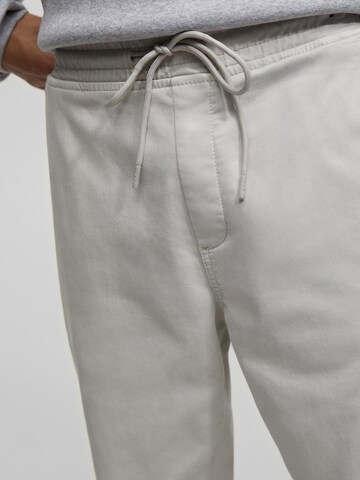 Pull&Bear Tapered Hose in Grau