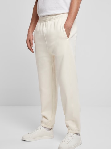 Effilé Pantalon Urban Classics en blanc : devant