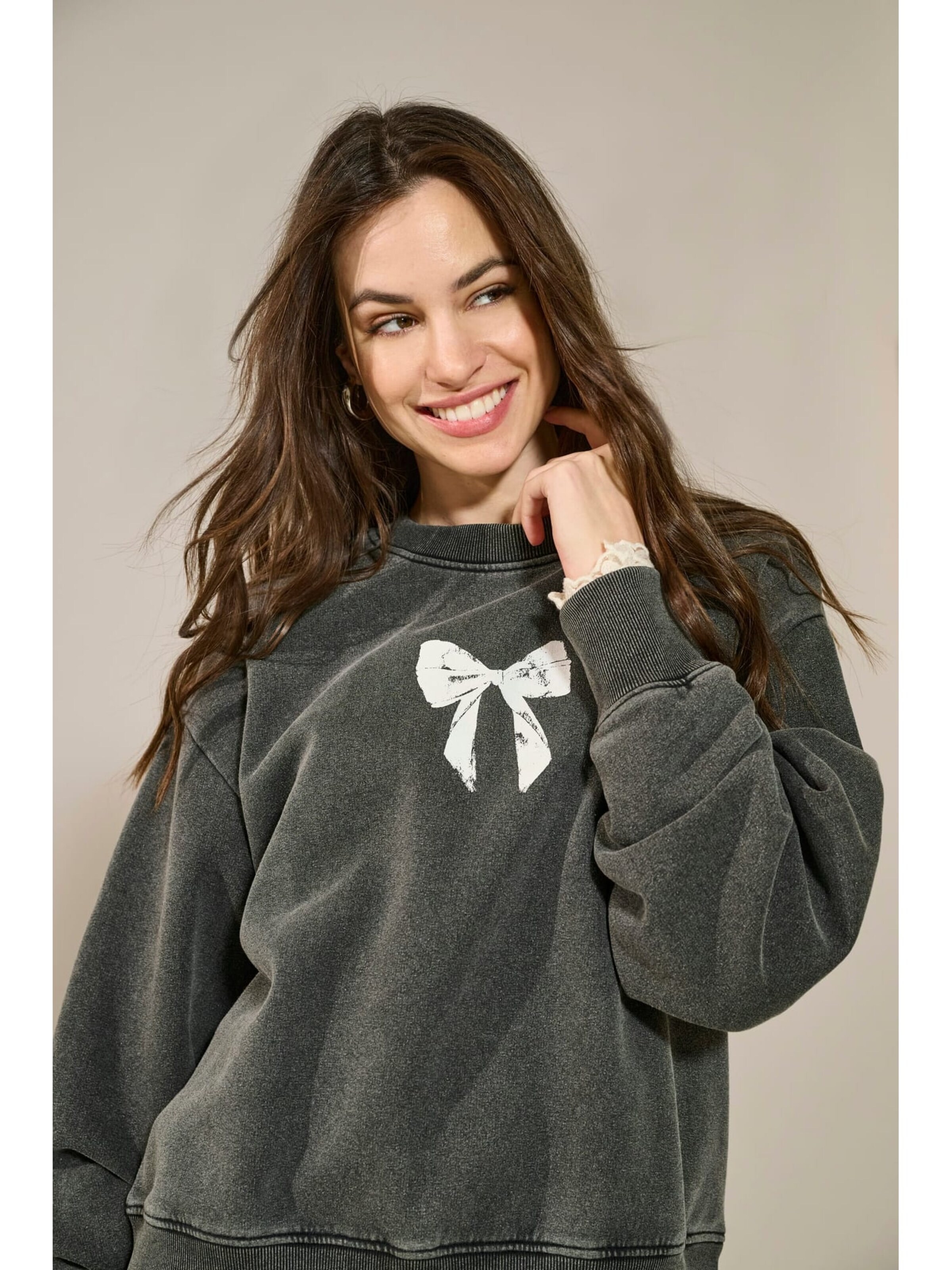 ONLY Sweater 'lucinda' in Grey
