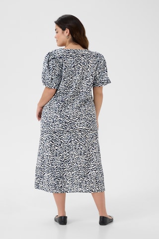 KAFFE CURVE Jurk 'Rafia' in Blauw