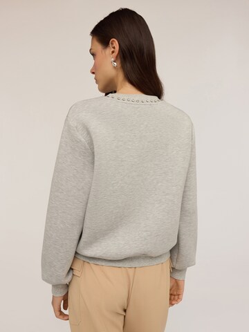 Pull-over MOTIVI en gris