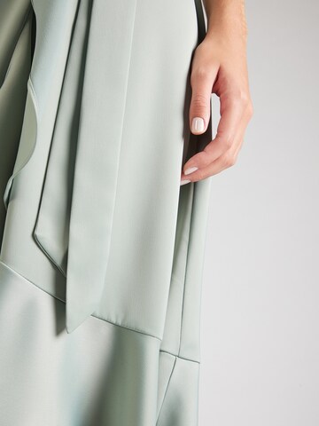 YAS Φόρεμα σε πράσινο