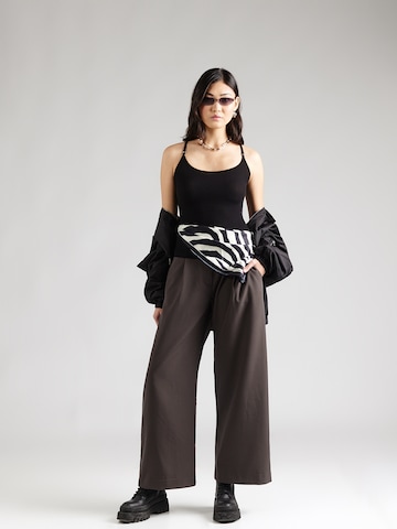 Haut 'Grace' WEEKDAY en noir