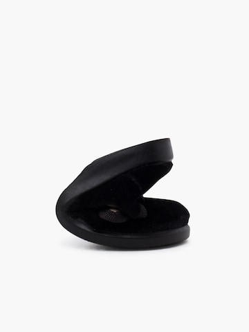 Pisamonas Lauflernschuh‌‌‌‌‌ in Schwarz