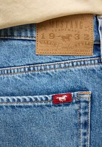 MUSTANG Loose fit Jeans 'Vermont' in Blue